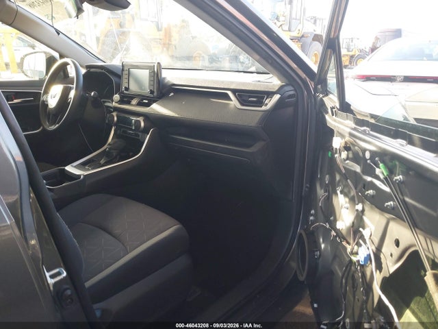 Toyota Rav4 Xle 2019 JTMW1RFV1KD504082 Image 5