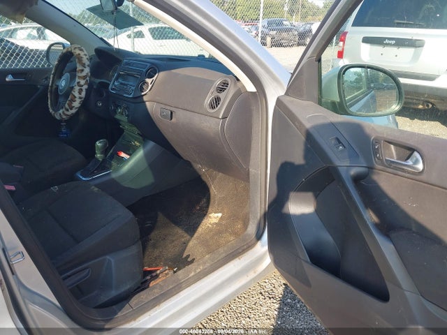 Продаж на аукціоні авто 2012 Volkswagen Tiguan S, vin: WVGAV7AX7CW557575, номер лоту: 46043206