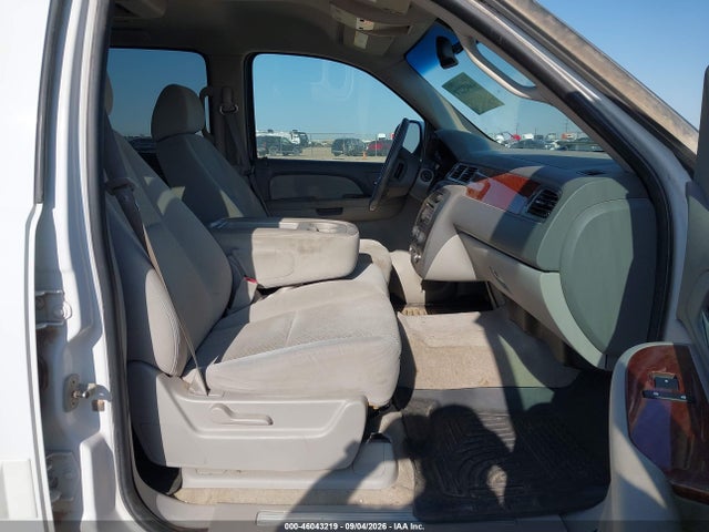 Продажа на аукционе авто 2007 Gmc Yukon Xl 2500 Sle, vin: 1GKGC26K77R318461, номер лота: 46043219