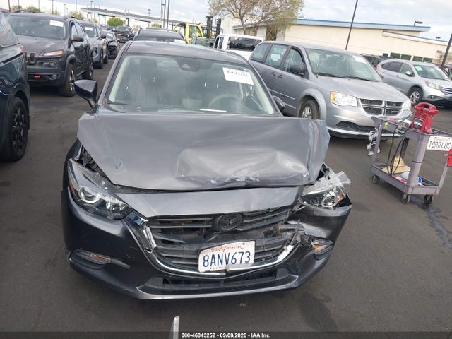 Mazda Mazda3 Touring 2018 3MZBN1V38JM174705 Image 13
