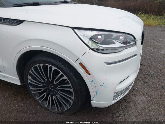 2023 Lincoln Aviator Black Label მანქანა იყიდება აუქციონზე, vin: 5LM5J9XC5PGL13532, აუქციონის ნომერი: 46043254
