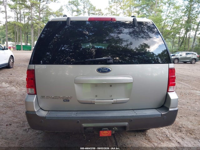 Продажа на аукционе авто 2005 Ford Expedition Xlt, vin: 1FMFU15515LB02725, номер лота: 46043259