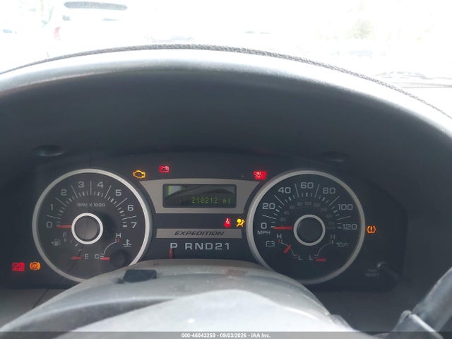 Продажа на аукционе авто 2005 Ford Expedition Xlt, vin: 1FMFU15515LB02725, номер лота: 46043259