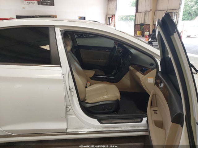 Продажа на аукционе авто 2017 Hyundai Sonata Hybrid Limited, vin: KMHE34L33HA065470, номер лота: 46043267