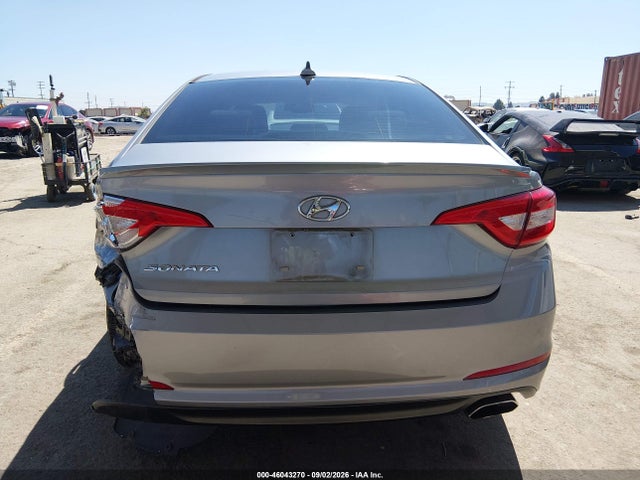Hyundai SONATA SE 2017 5NPE24AF7HH445277 Image 16