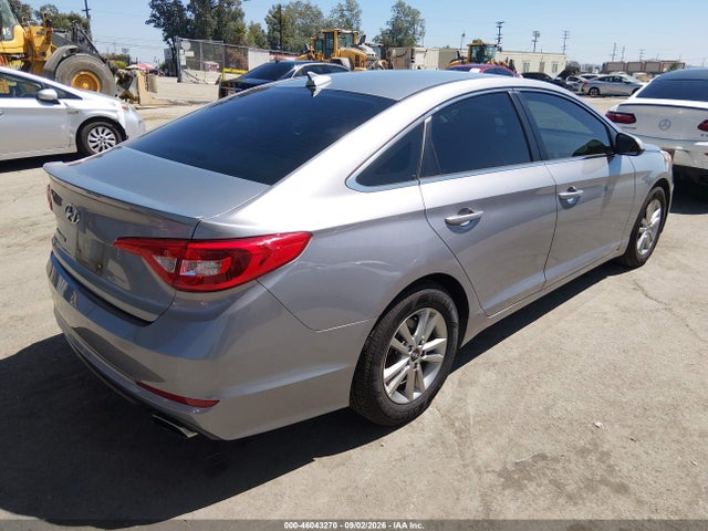 Hyundai SONATA SE 2017 5NPE24AF7HH445277 Image 4