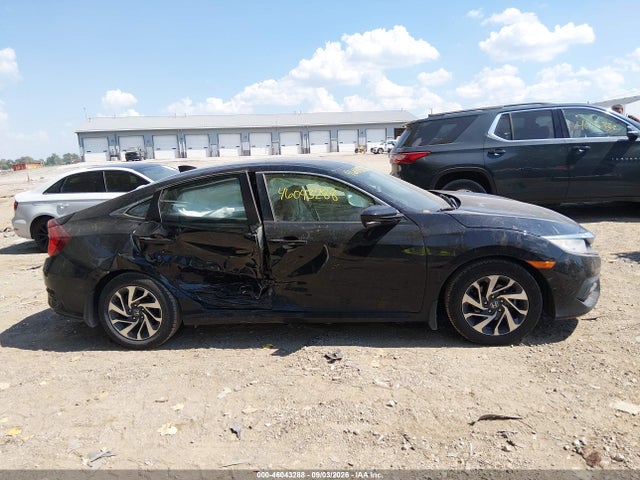 Auction sale of the 2017 Honda Civic Ex, vin: 19XFC2F77HE057039, lot number: 46043288