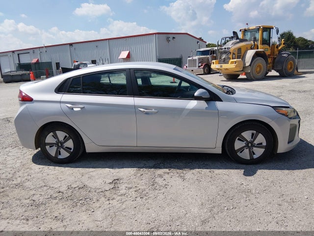 Продаж на аукціоні авто 2018 Hyundai Ioniq Hybrid Blue, vin: KMHC65LC0JU099987, номер лоту: 46043306