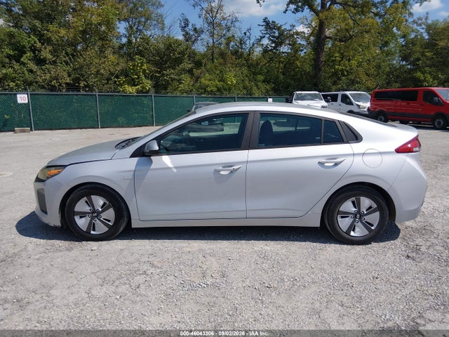 Продаж на аукціоні авто 2018 Hyundai Ioniq Hybrid Blue, vin: KMHC65LC0JU099987, номер лоту: 46043306