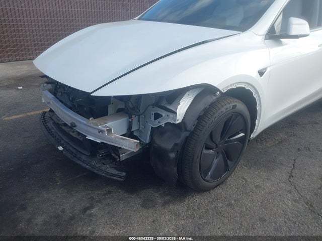 7SAYGDEE3TF568729 Tesla Model Y All-wheel Drive/long Range Launch Series/premium All-wheel Drive