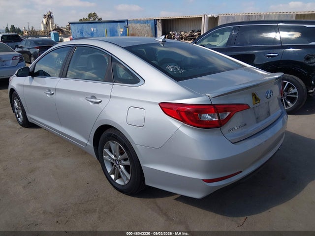 Hyundai SONATA SE 2015 5NPE24AFXFH003428 Image 3