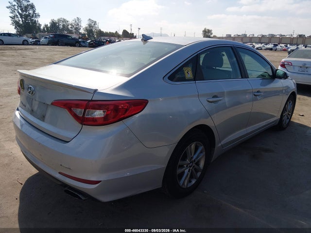 Hyundai SONATA SE 2015 5NPE24AFXFH003428 Image 4