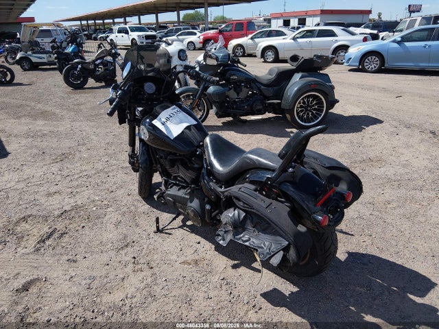46043356 :رقم المزاد ، 1HD1YWZ17NB052568 vin ، 2022 Harley-davidson Fxlrs مزاد بيع