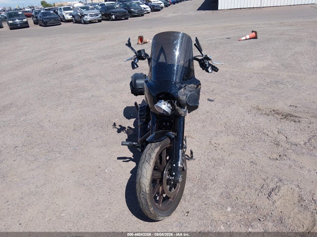 46043356 :رقم المزاد ، 1HD1YWZ17NB052568 vin ، 2022 Harley-davidson Fxlrs مزاد بيع