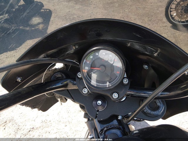 46043356 :رقم المزاد ، 1HD1YWZ17NB052568 vin ، 2022 Harley-davidson Fxlrs مزاد بيع
