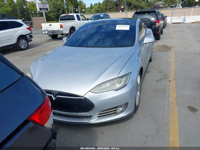 46043363 :رقم المزاد ، 5YJSA1E2XGF126352 vin ، 2016 Tesla Model S 60d/70d/75d/85d/90d مزاد بيع