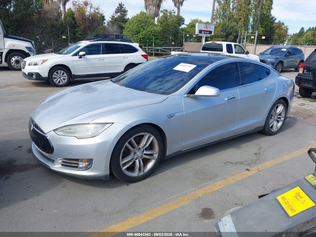46043363 :رقم المزاد ، 5YJSA1E2XGF126352 vin ، 2016 Tesla Model S 60d/70d/75d/85d/90d مزاد بيع