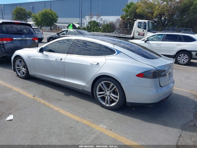 46043363 :رقم المزاد ، 5YJSA1E2XGF126352 vin ، 2016 Tesla Model S 60d/70d/75d/85d/90d مزاد بيع