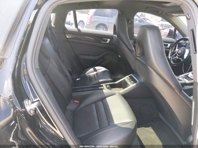 46043395 :رقم المزاد ، WP0AA2A7XJL112510 vin ، 2018 Porsche Panamera 4 مزاد بيع