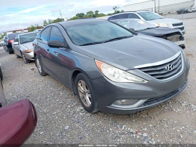 46043403 :رقم المزاد ، 5NPEB4AC4DH563898 vin ، 2013 Hyundai Sonata Gls مزاد بيع