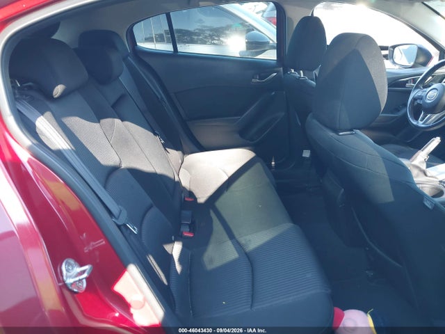 Mazda Mazda3 I Touring 2016 JM1BM1M77G1349901 Image 8