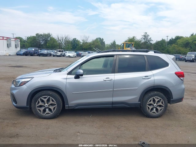 2021 Subaru Forester Premium მანქანა იყიდება აუქციონზე, vin: JF2SKAJC9MH505755, აუქციონის ნომერი: 46043451