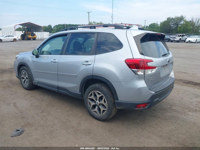2021 Subaru Forester Premium მანქანა იყიდება აუქციონზე, vin: JF2SKAJC9MH505755, აუქციონის ნომერი: 46043451