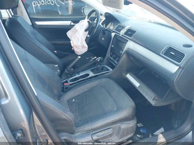 Продажа на аукционе авто 2013 Volkswagen Passat 2.5l Se, vin: 1VWBP7A31DC142073, номер лота: 46043494