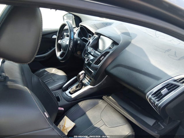 Продажа на аукционе авто 2012 Ford Focus Titanium, vin: 1FAHP3J29CL113325, номер лота: 46043496