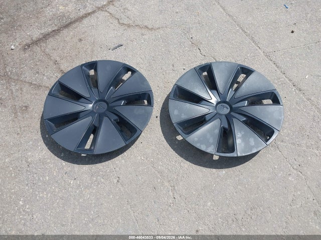 Auction sale of the 2024 Tesla Model 3 Long Range Dual Motor All-wheel Drive, vin: 5YJ3E1EB0RF818115, lot number: 46043533