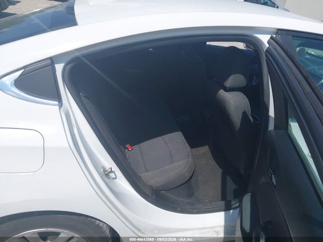 46043569 :رقم المزاد ، 1G1BE5SMXH7121072 vin ، 2017 Chevrolet Cruze Lt Auto مزاد بيع