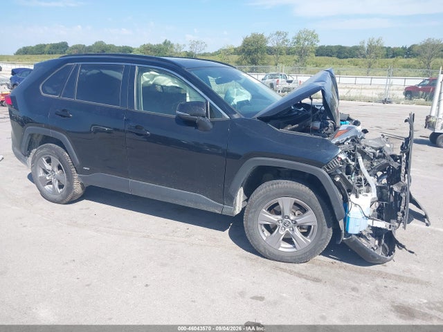 46043570 :رقم المزاد ، JTMRWRFV1PD172943 vin ، 2023 Toyota Rav4 Hybrid Xle مزاد بيع