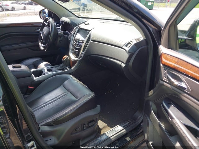 2015 Cadillac Srx Performance Collection მანქანა იყიდება აუქციონზე, vin: 3GYFNFE39FS525135, აუქციონის ნომერი: 46043573