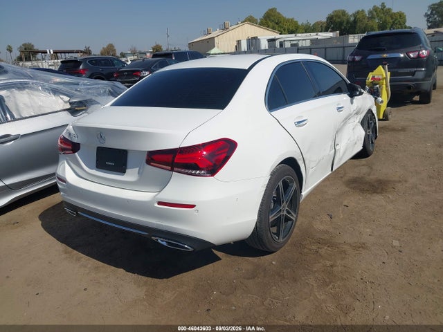 W1K3G4EB7NJ331563 Mercedes-Benz A 220