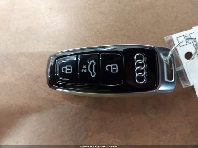 46043604 :رقم المزاد ، WA1CWBF18TD031060 vin ، 2026 Audi Sq8 Prestige Tfsi Quattro Tiptronic مزاد بيع