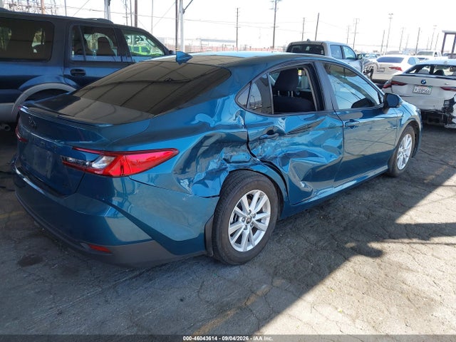 Toyota CAMRY LE 2025 4T1DAACK5SU186868 Image 4