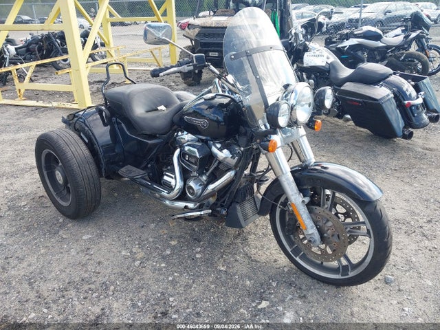 Harley-Davidson Flrt Free Wheeler 2017 1HD1MCC18HB861116 main image