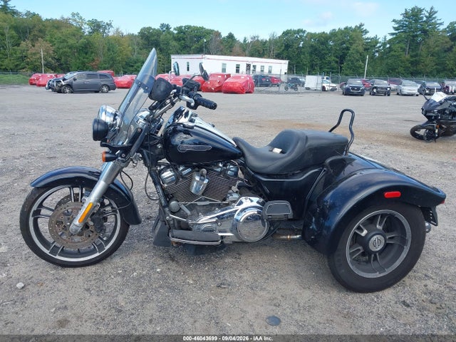 Harley-Davidson Flrt Free Wheeler 2017 1HD1MCC18HB861116 Image 13