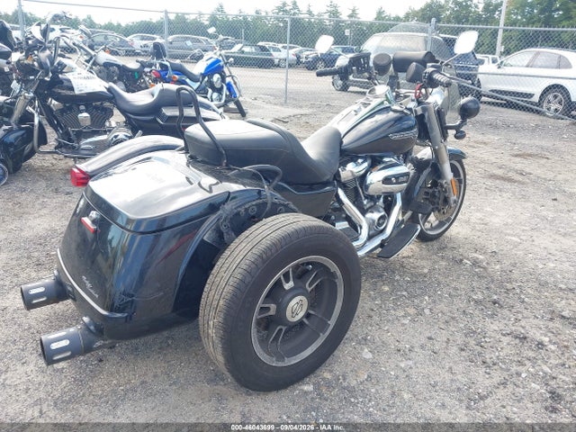 Harley-Davidson Flrt Free Wheeler 2017 1HD1MCC18HB861116 Image 4