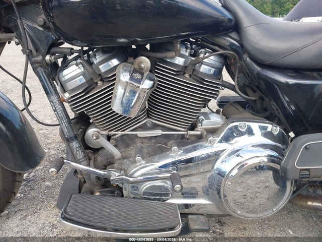 Harley-Davidson Flrt Free Wheeler 2017 1HD1MCC18HB861116 Image 9