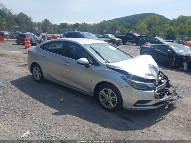 2017 Chevrolet Cruze Lt Auto მანქანა იყიდება აუქციონზე, vin: 1G1BE5SM5H7254483, აუქციონის ნომერი: 46043705
