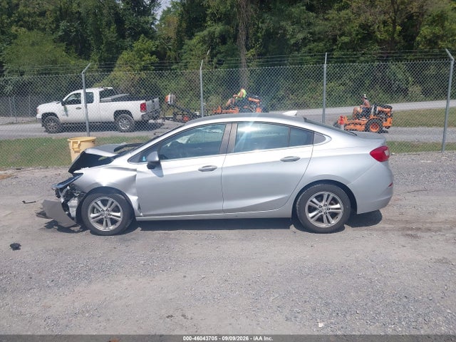 2017 Chevrolet Cruze Lt Auto მანქანა იყიდება აუქციონზე, vin: 1G1BE5SM5H7254483, აუქციონის ნომერი: 46043705