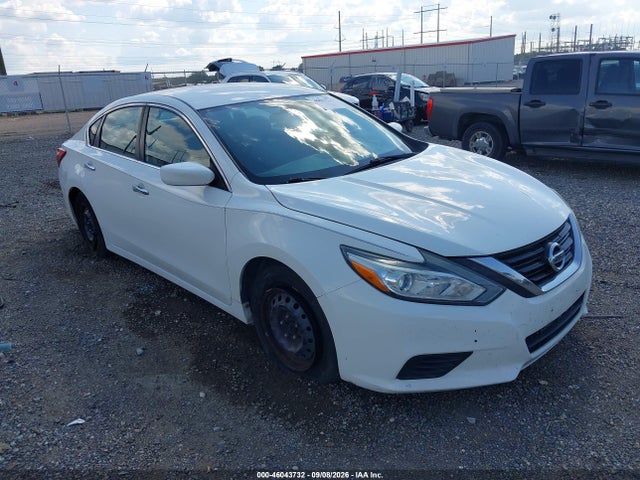 2016 Nissan Altima 2.5/2.5 S/2.5 Sl/2.5 Sr/2.5 Sv მანქანა იყიდება აუქციონზე, vin: 1N4AL3AP2GC221736, აუქციონის ნომერი: 46043732