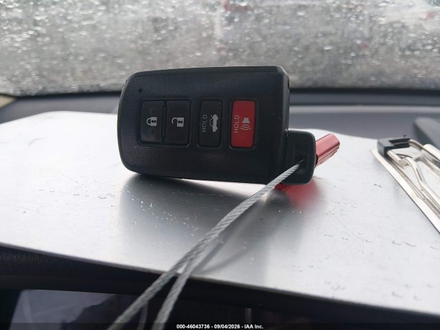 Продажа на аукционе авто 2016 Toyota Camry Xle, vin: 4T4BF1FK1GR530696, номер лота: 46043736