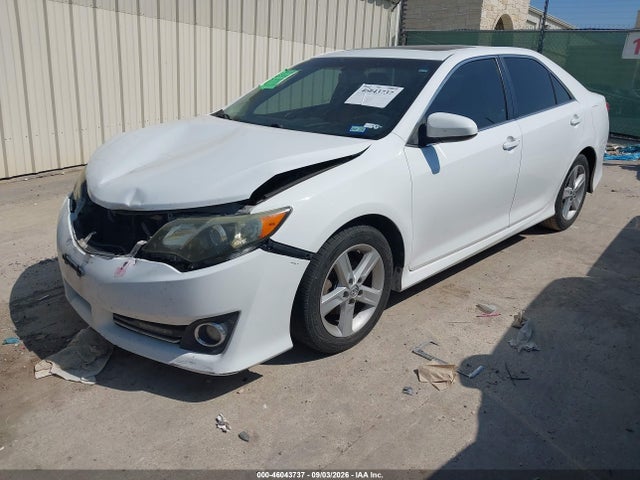 Toyota CAMRY SE 2014 4T1BF1FK8EU852310 Image 2