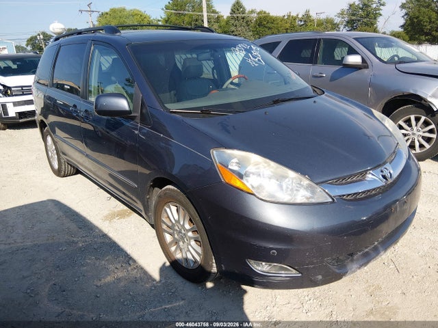 2010 Toyota Sienna Limited მანქანა იყიდება აუქციონზე, vin: 5TDDK4CC4AS028598, აუქციონის ნომერი: 46043758