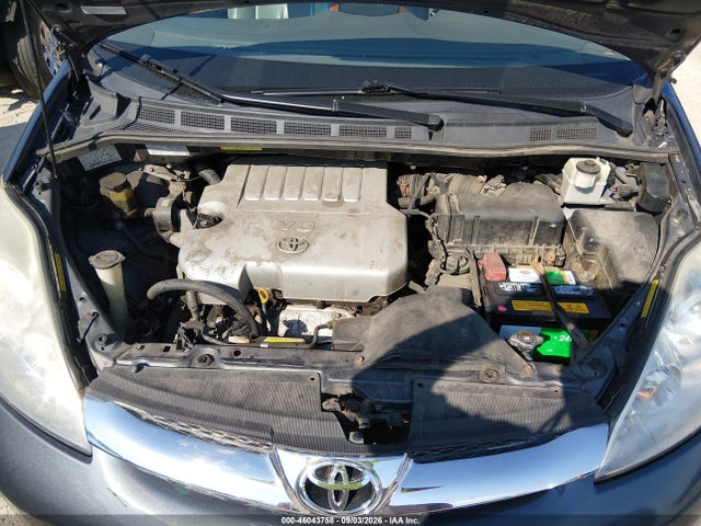 2010 Toyota Sienna Limited მანქანა იყიდება აუქციონზე, vin: 5TDDK4CC4AS028598, აუქციონის ნომერი: 46043758