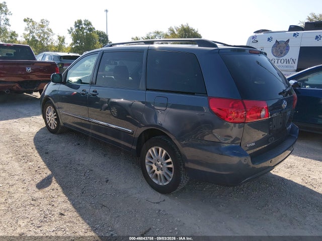 2010 Toyota Sienna Limited მანქანა იყიდება აუქციონზე, vin: 5TDDK4CC4AS028598, აუქციონის ნომერი: 46043758