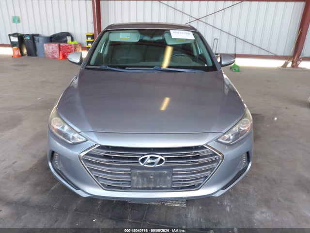 2017 Hyundai Elantra Limited მანქანა იყიდება აუქციონზე, vin: 5NPD84LF1HH064872, აუქციონის ნომერი: 46043768