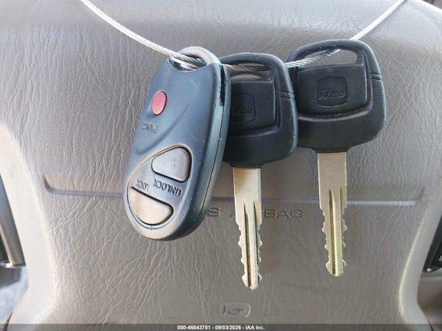 46043781 :رقم المزاد ، JN8DR09YX1W584779 vin ، 2001 Nissan Pathfinder Le مزاد بيع